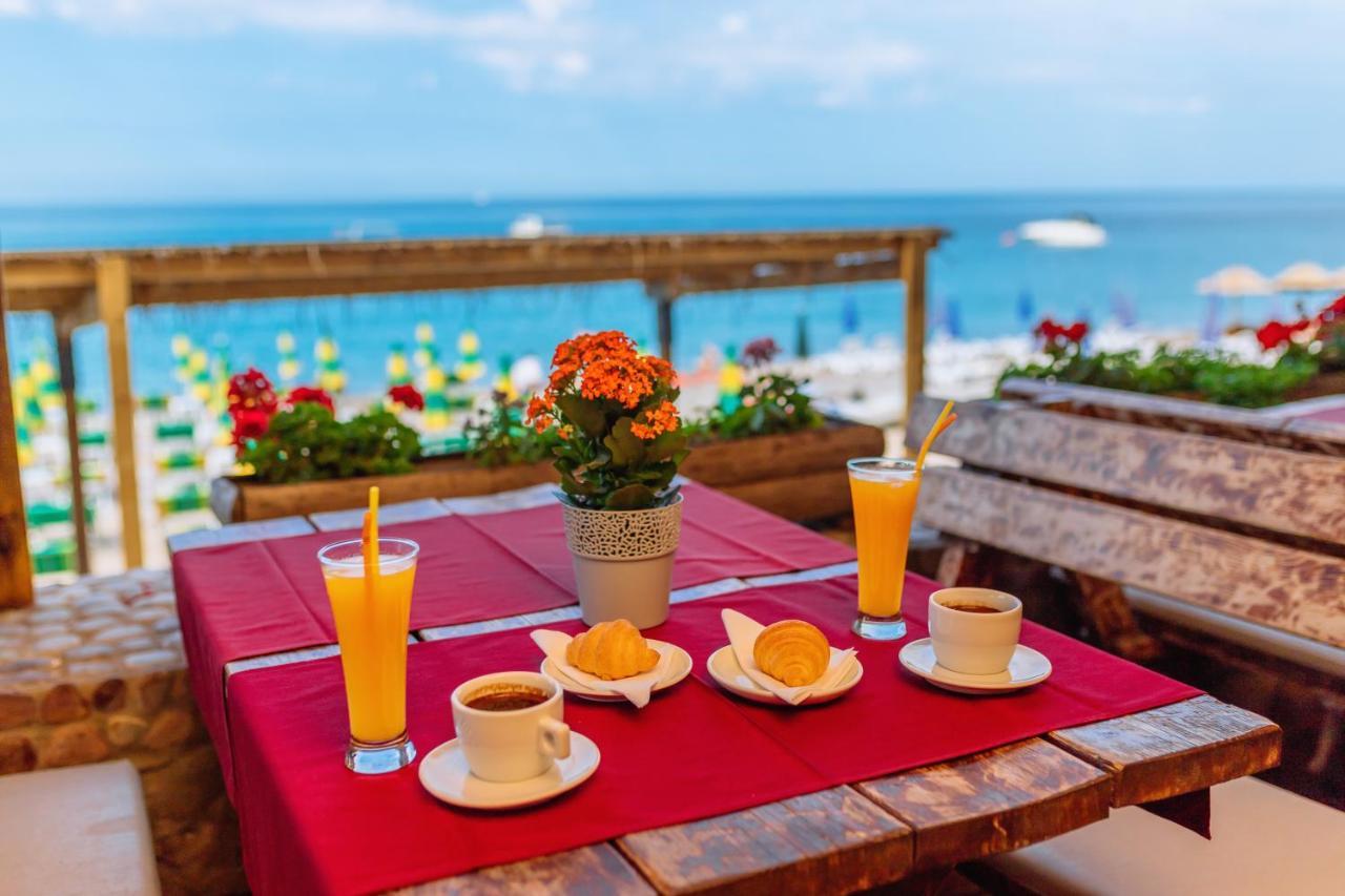 Hotel Savojo Petrovac Dış mekan fotoğraf