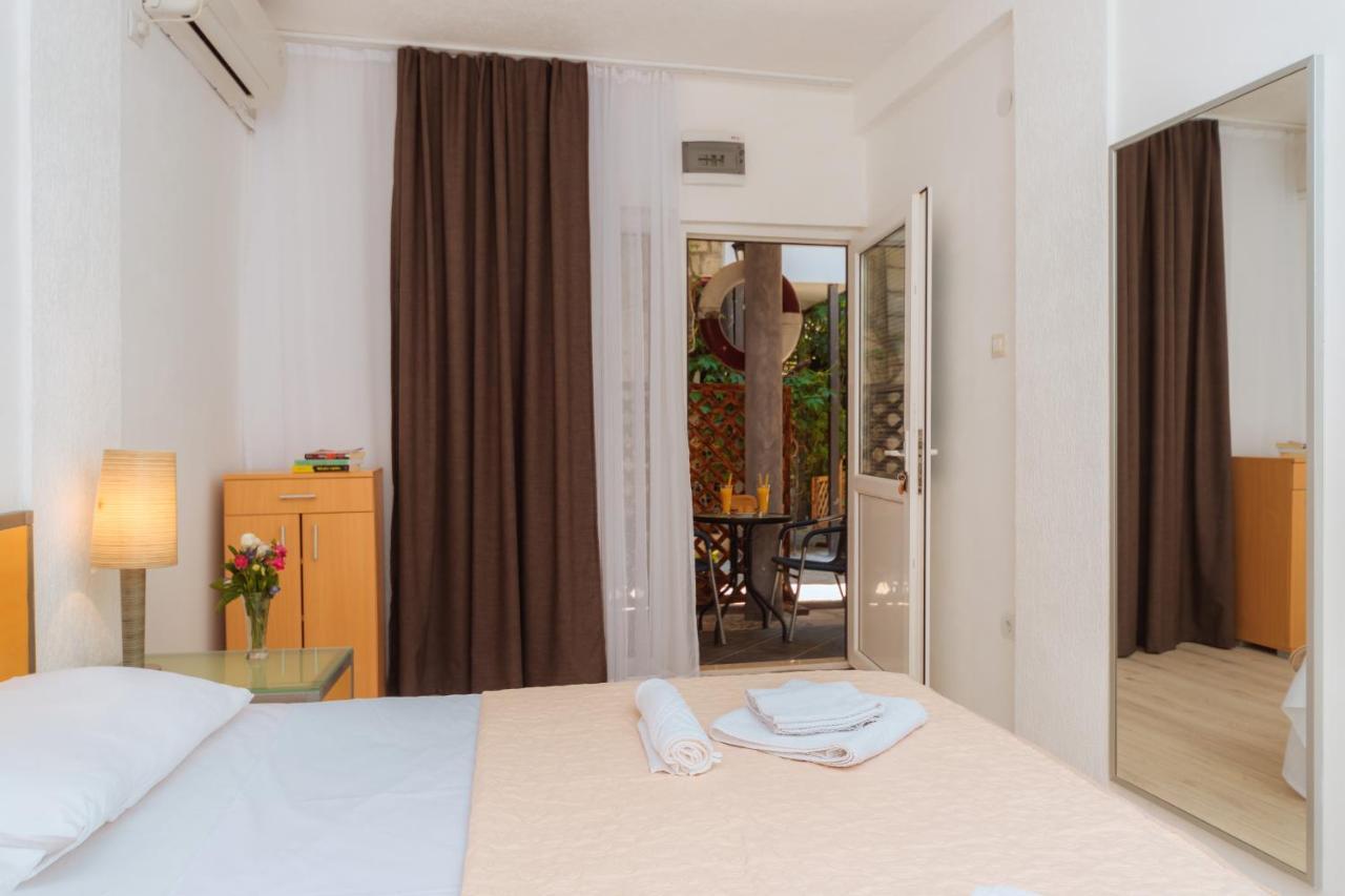 Hotel Savojo Petrovac Dış mekan fotoğraf