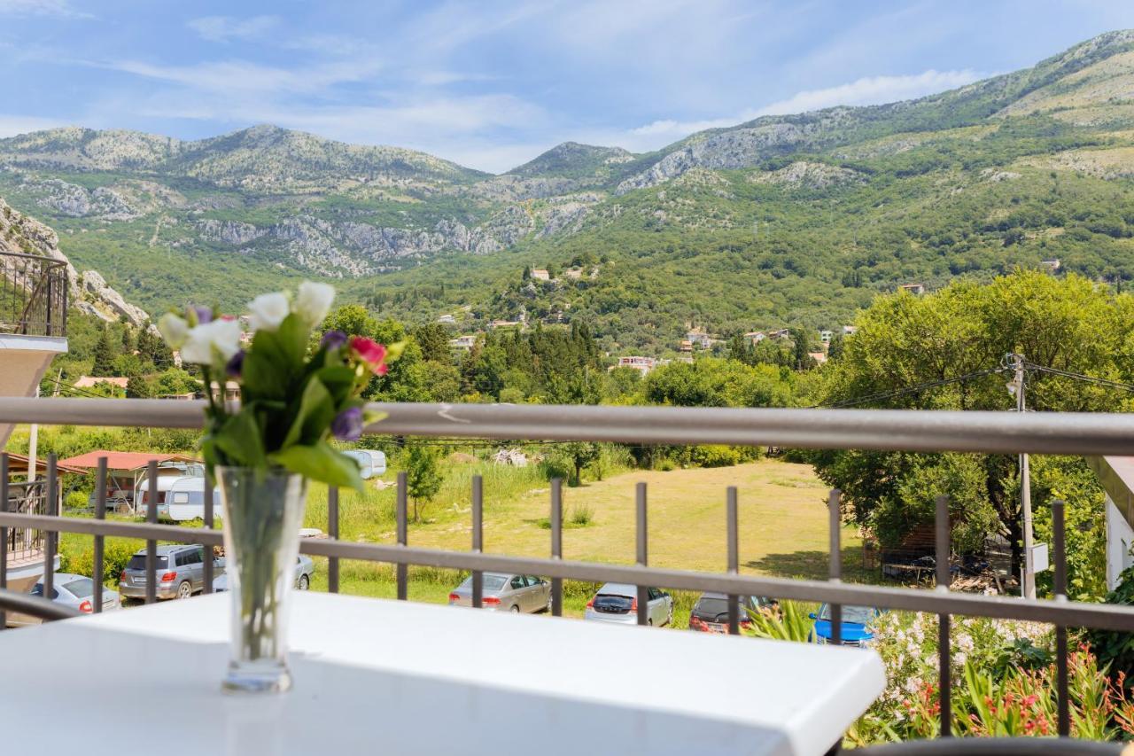 Hotel Savojo Petrovac Dış mekan fotoğraf