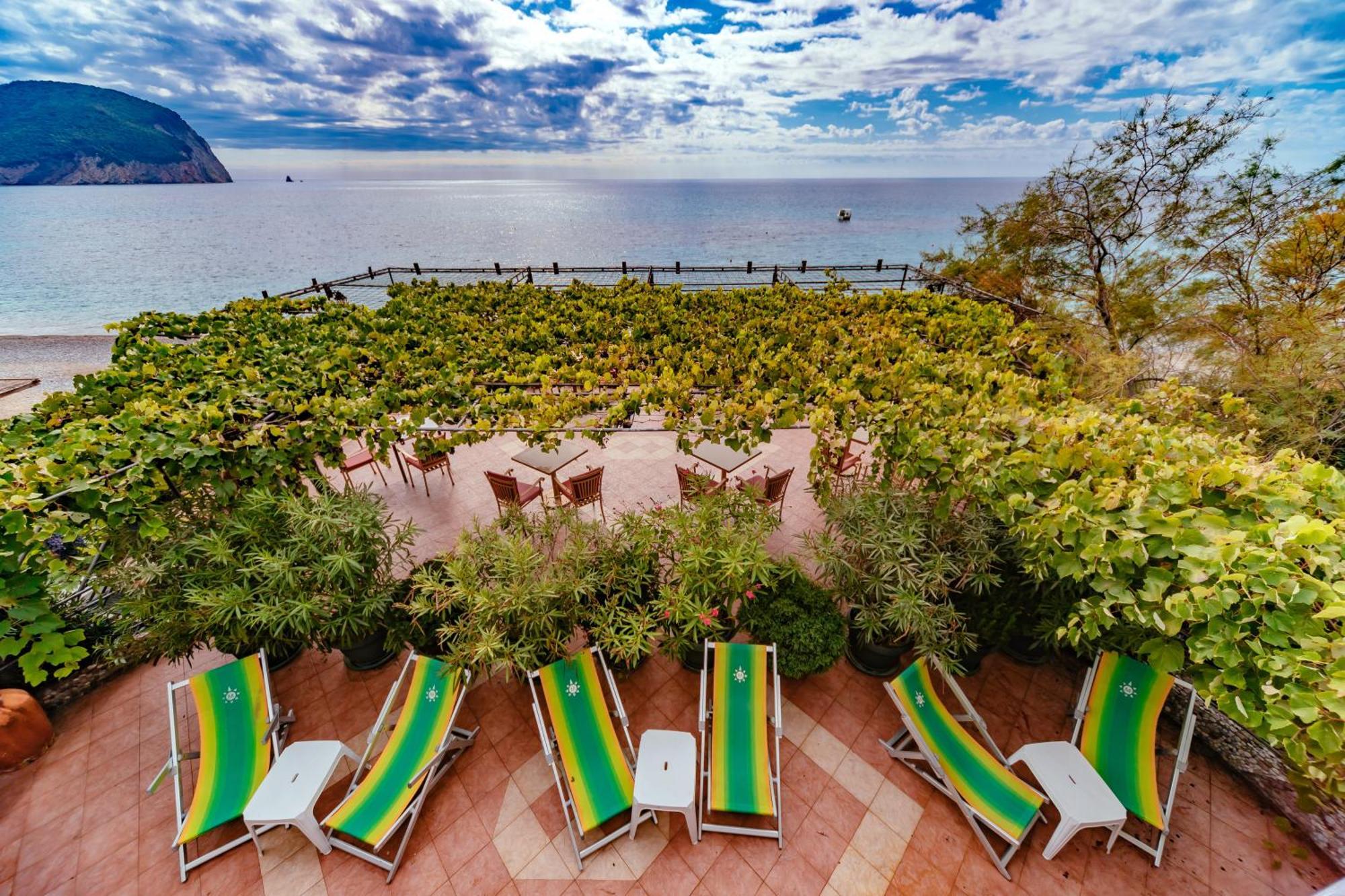 Hotel Savojo Petrovac Dış mekan fotoğraf