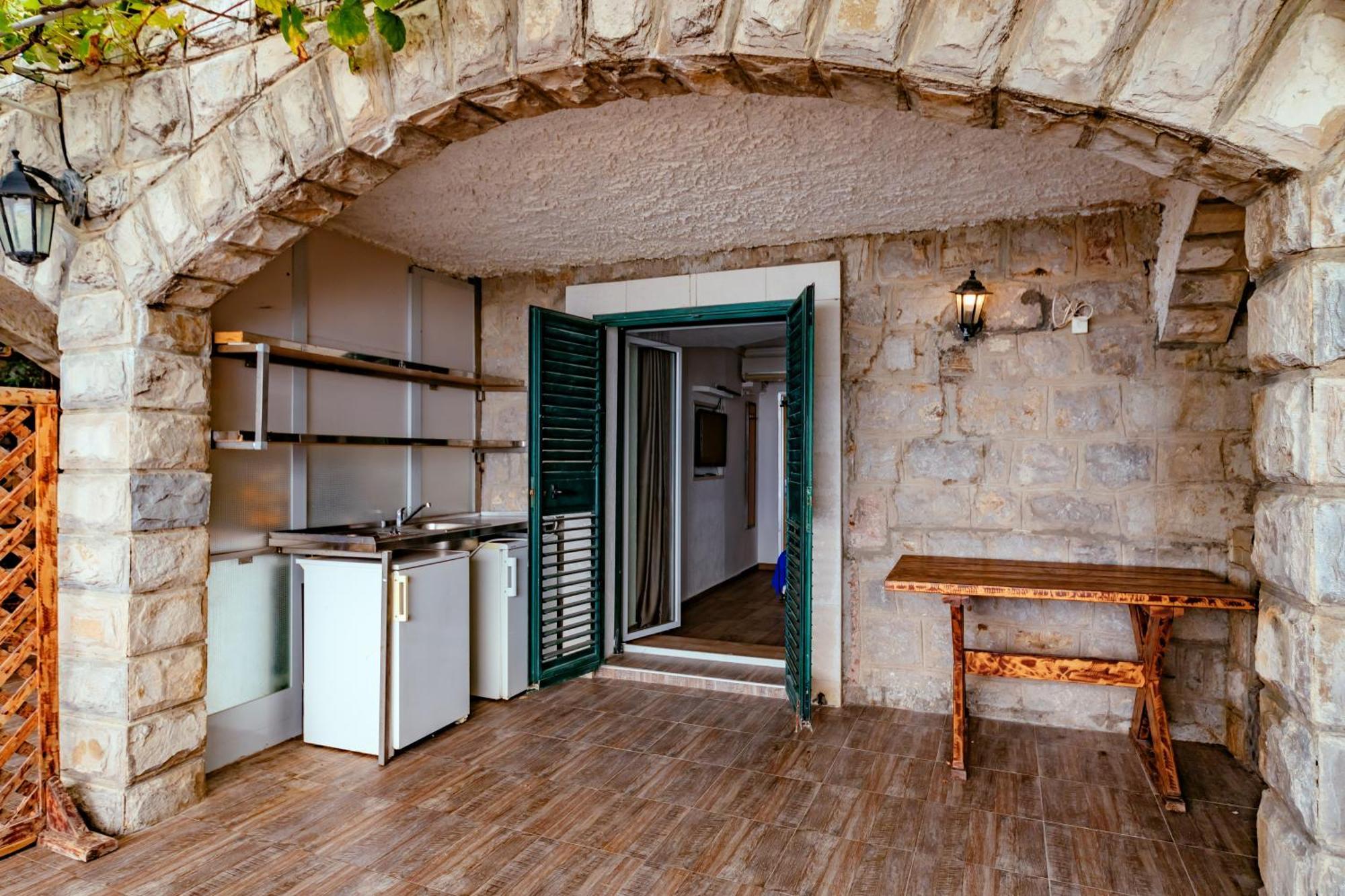 Hotel Savojo Petrovac Dış mekan fotoğraf