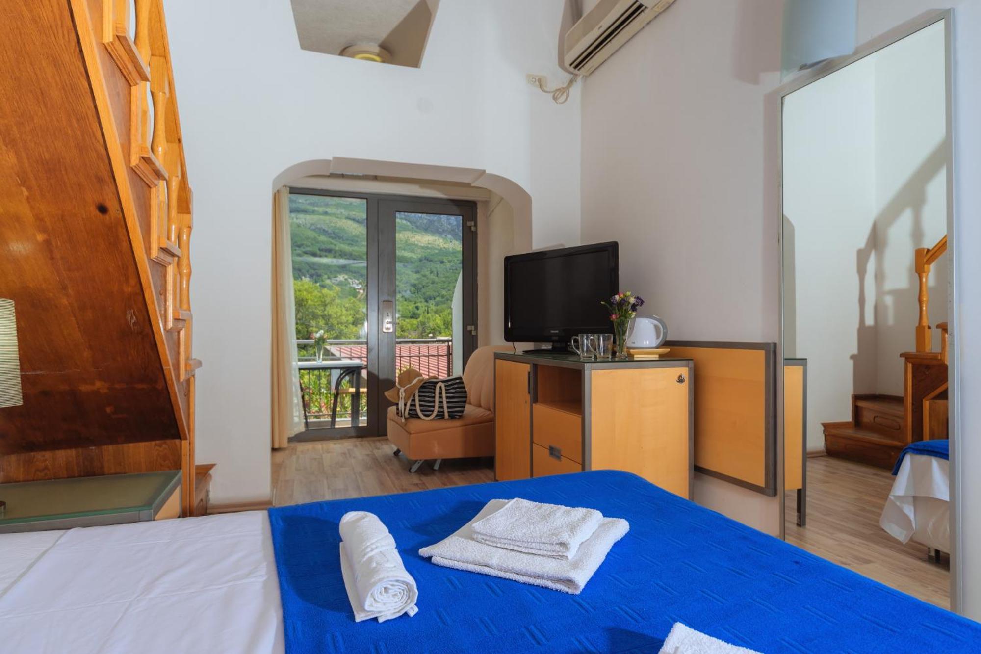 Hotel Savojo Petrovac Dış mekan fotoğraf
