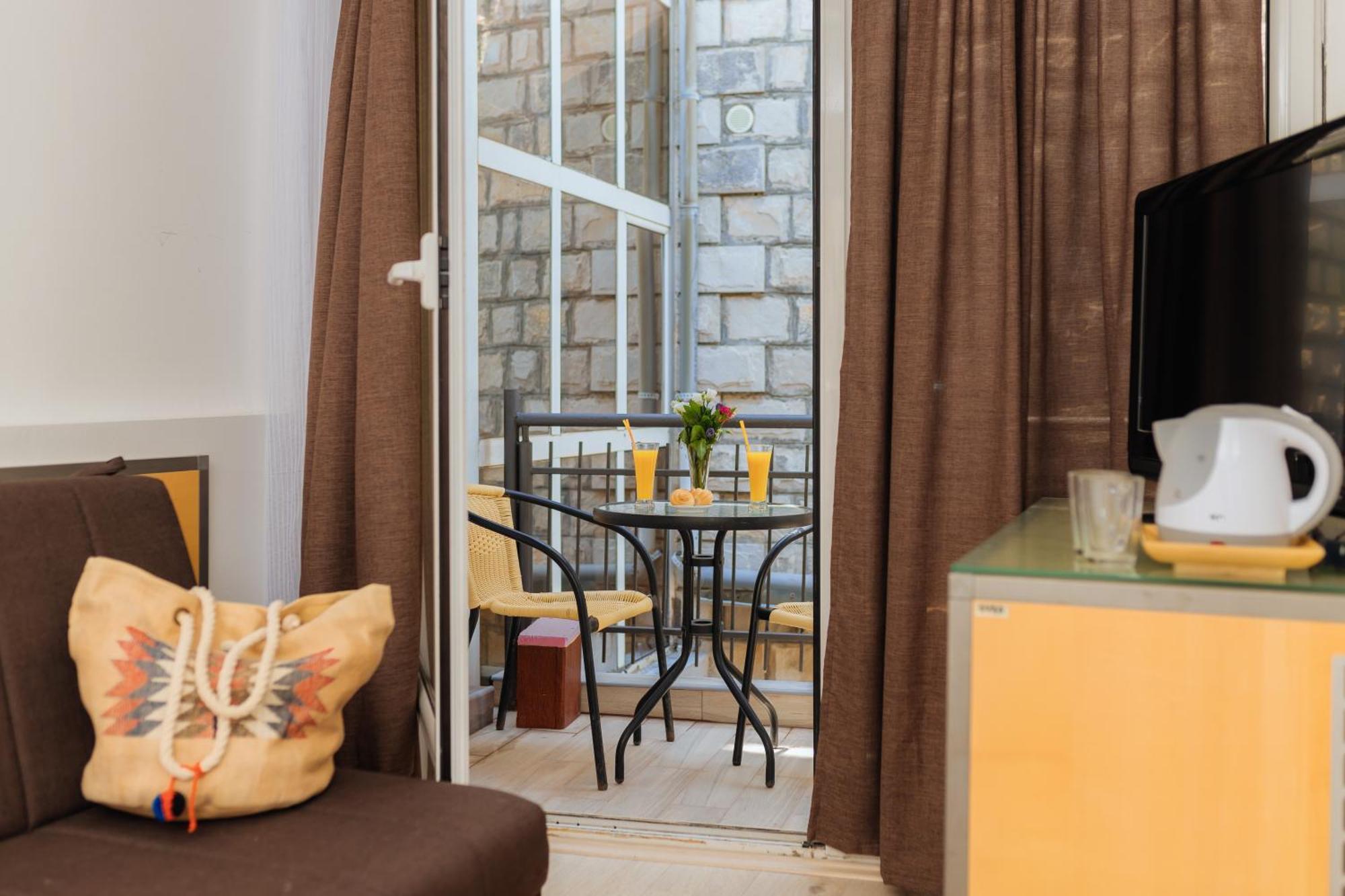 Hotel Savojo Petrovac Dış mekan fotoğraf